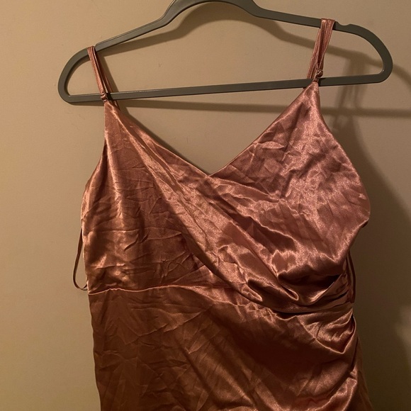 BIRDY GREY Catherine Dress Shiny Satin Desert Rose Size Large - Picture 9 of 9